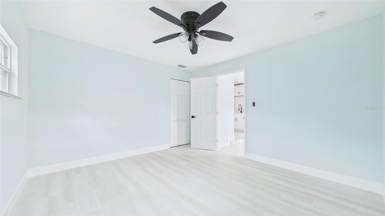 5312 BERKLEY RD — photo 17