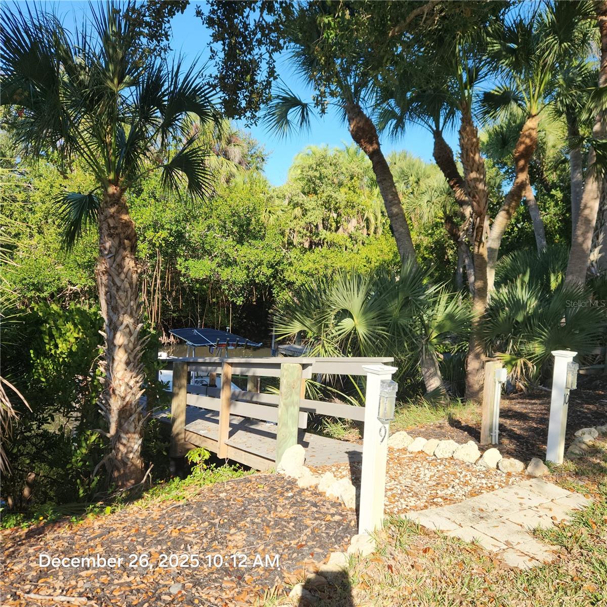 524 SARABAY RD — photo 39