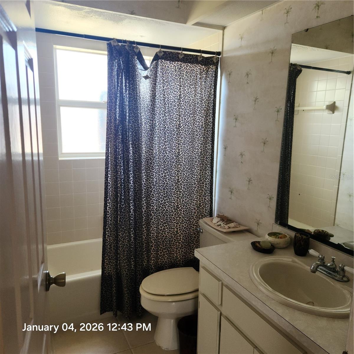 524 SARABAY RD — photo 31