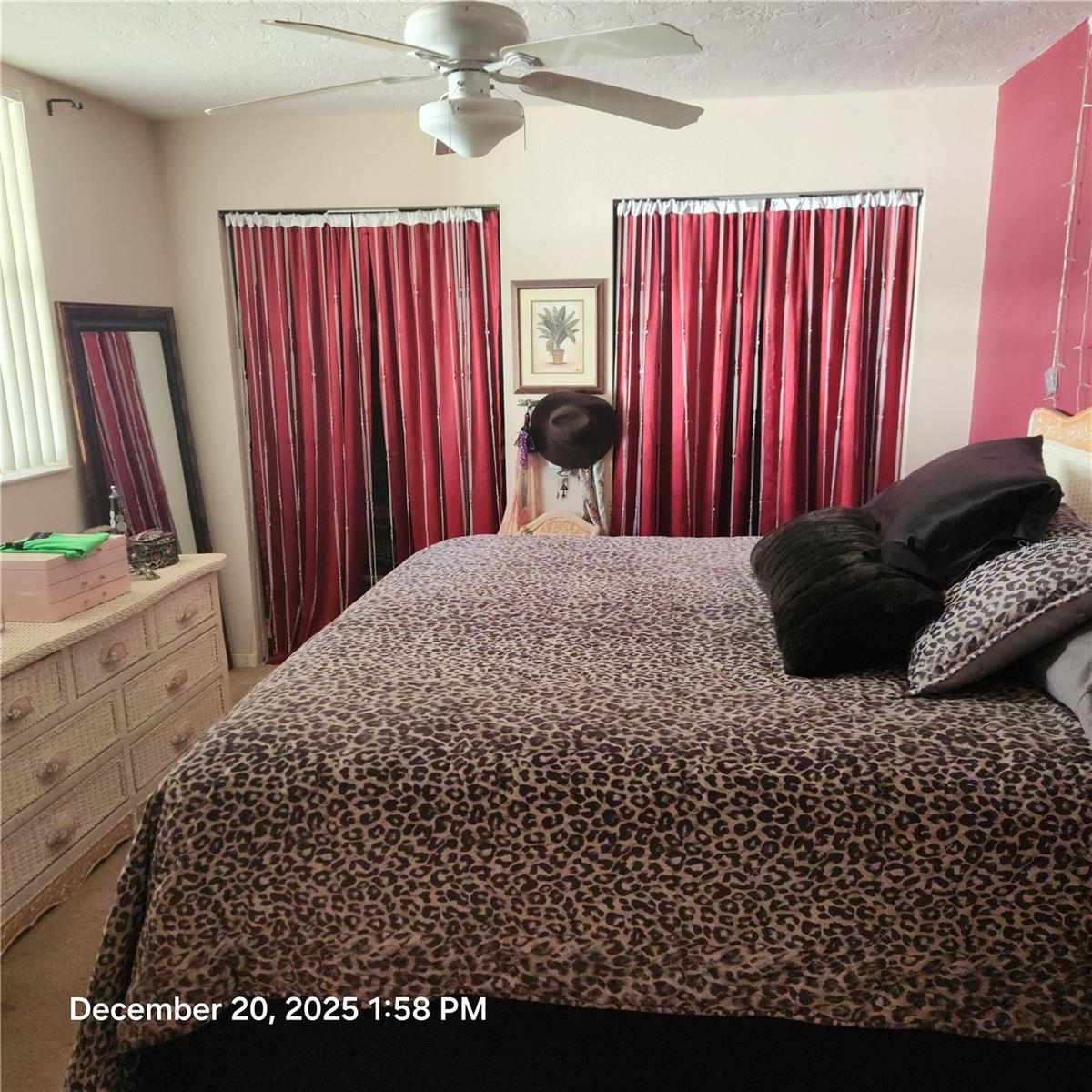 524 SARABAY RD — photo 22