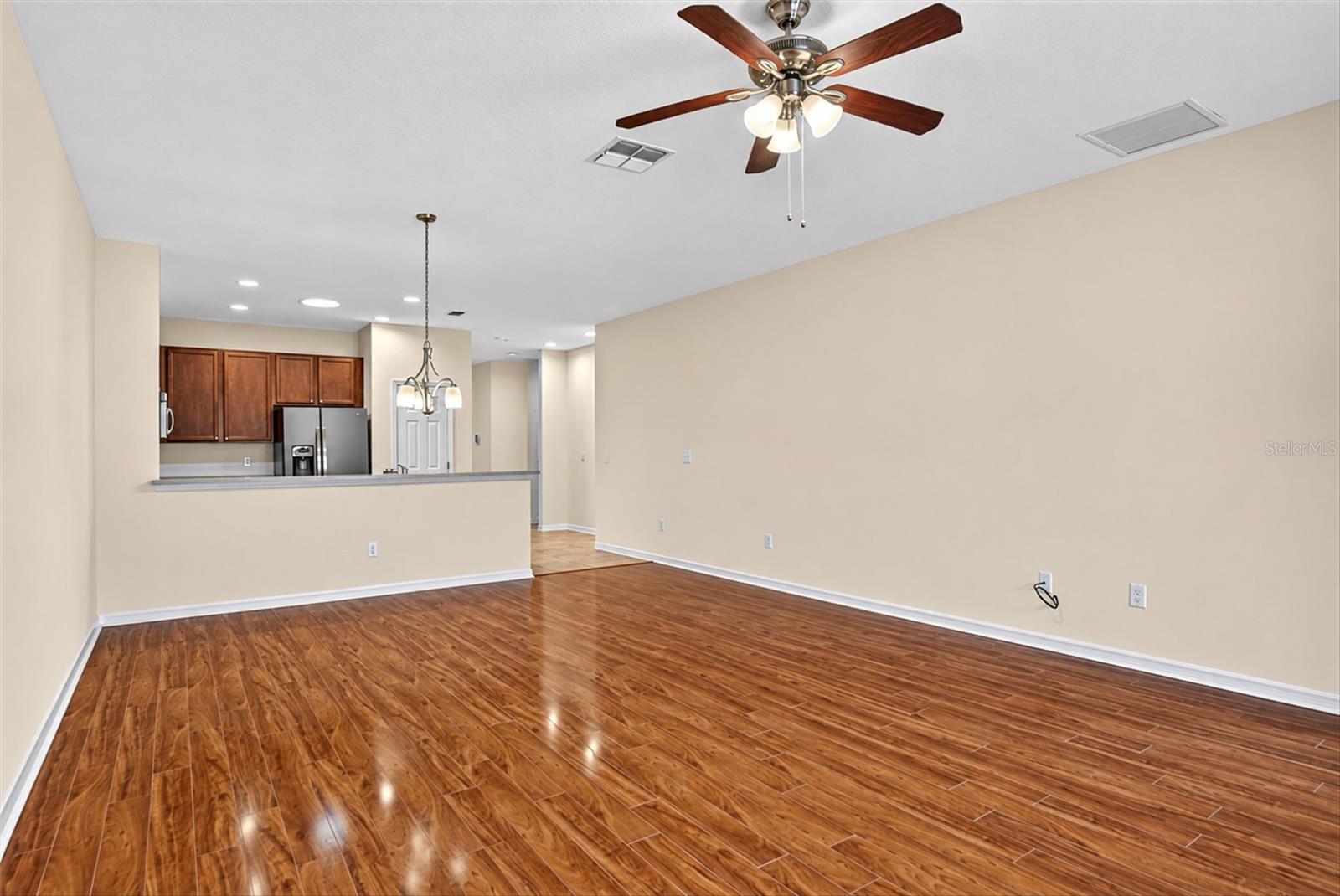 2153 BARRACUDA CT — photo 3