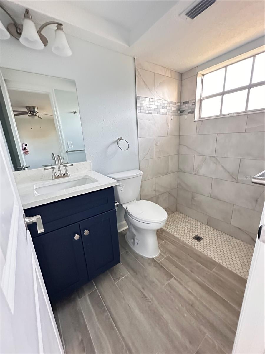 4407 SUMMERSUN DR — photo 21