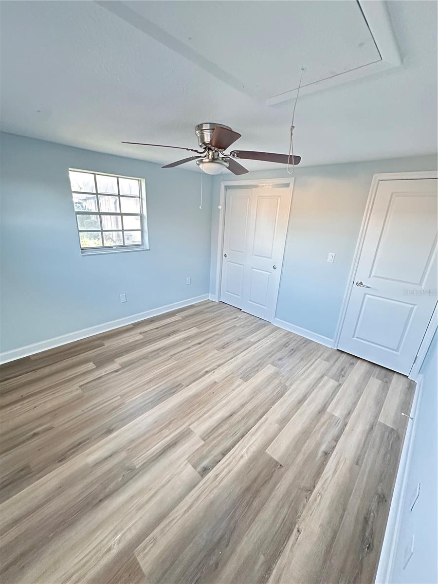 4407 SUMMERSUN DR — photo 13