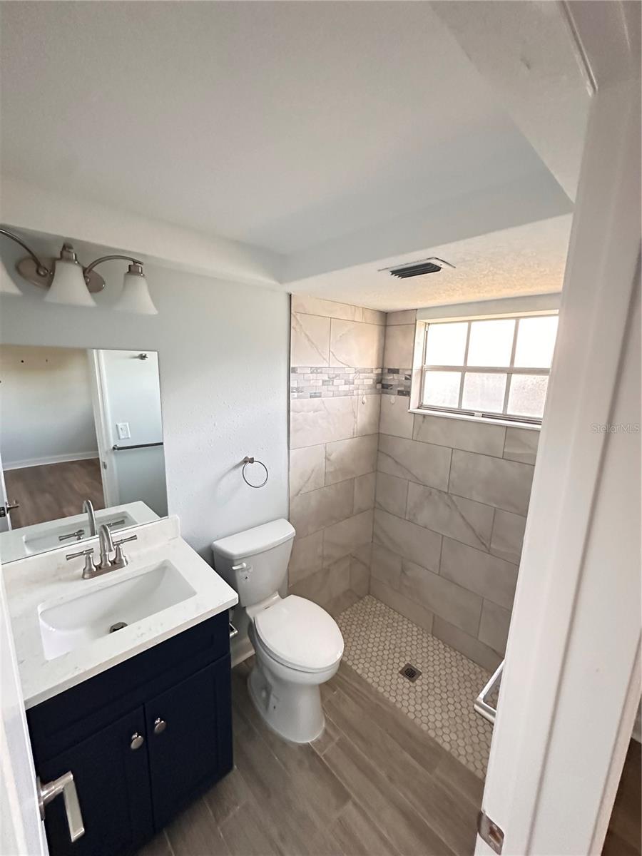 4407 SUMMERSUN DR — photo 20