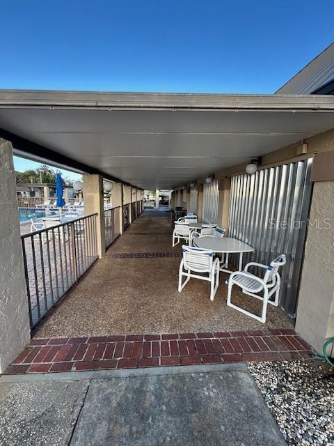 4407 SUMMERSUN DR — photo 33