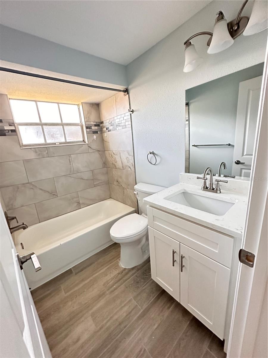 4407 SUMMERSUN DR — photo 14