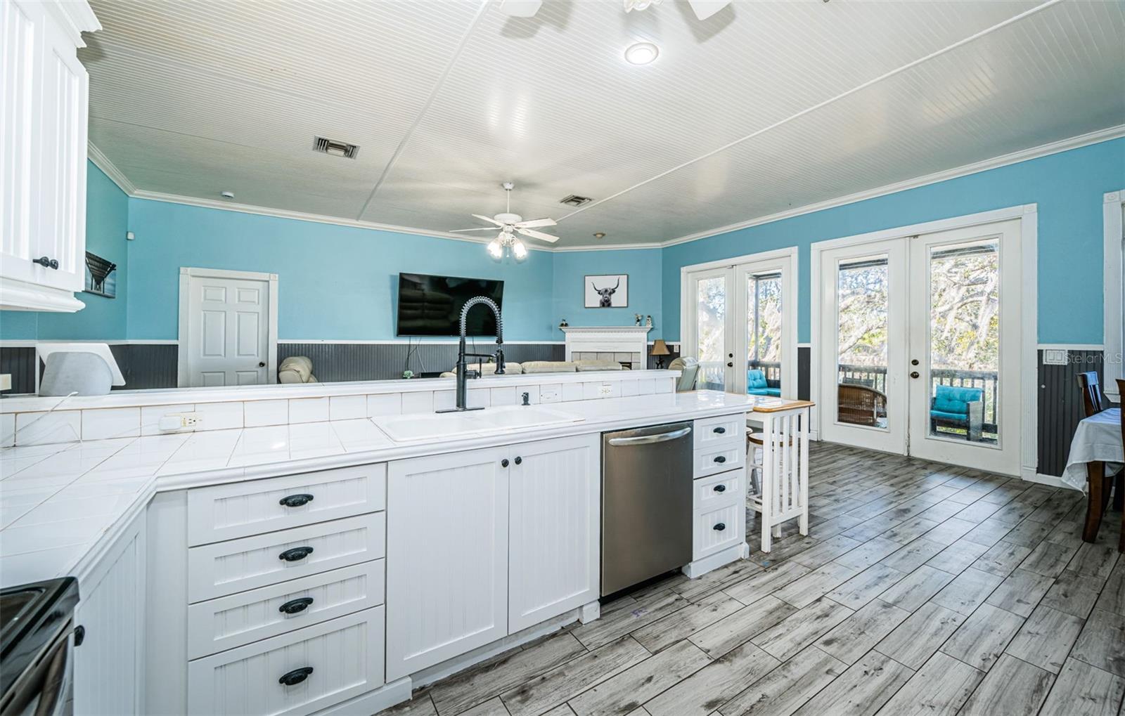 5127 BAY BLVD — photo 7