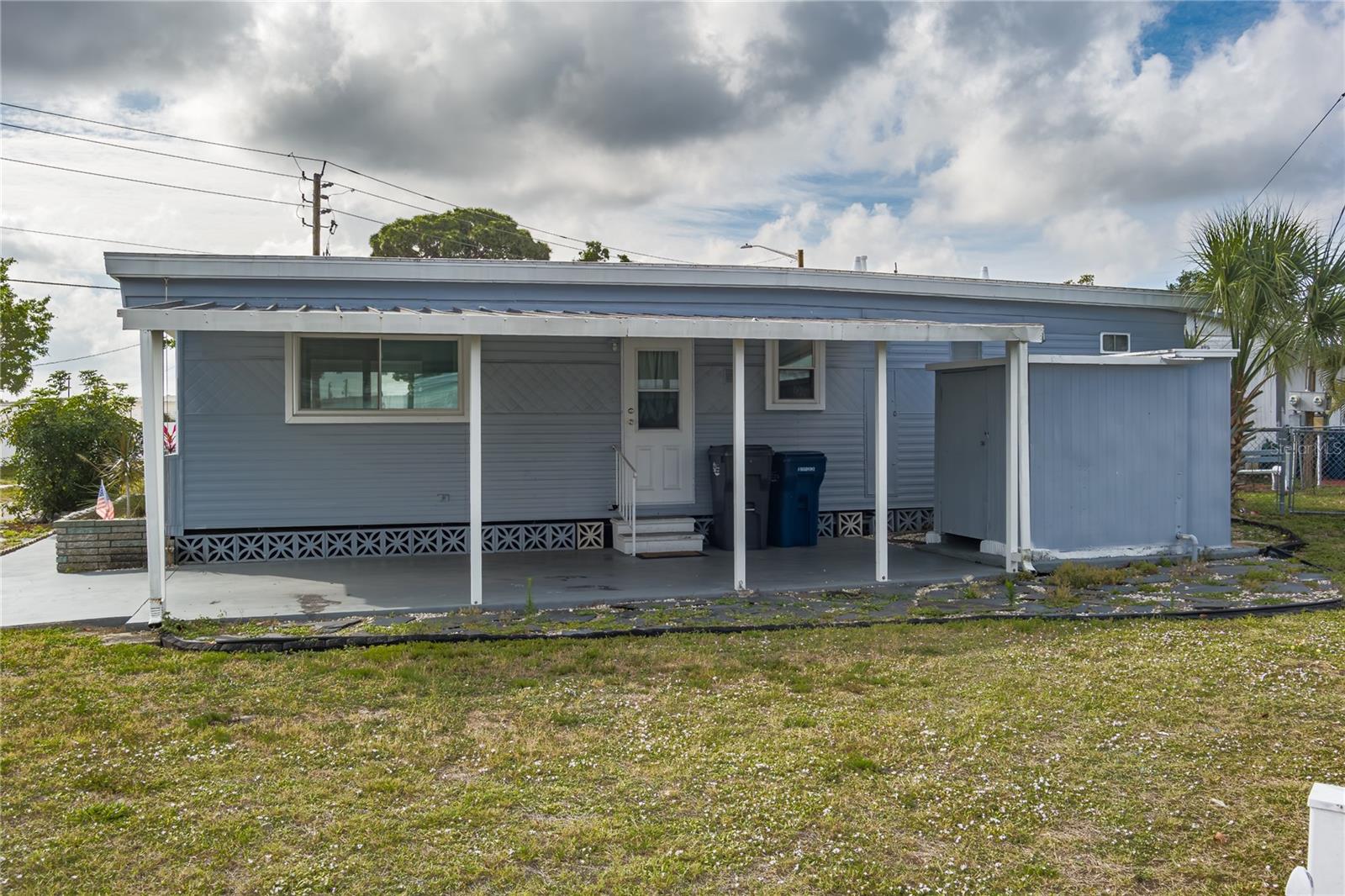 504 50TH AVENUE DR W — photo 3