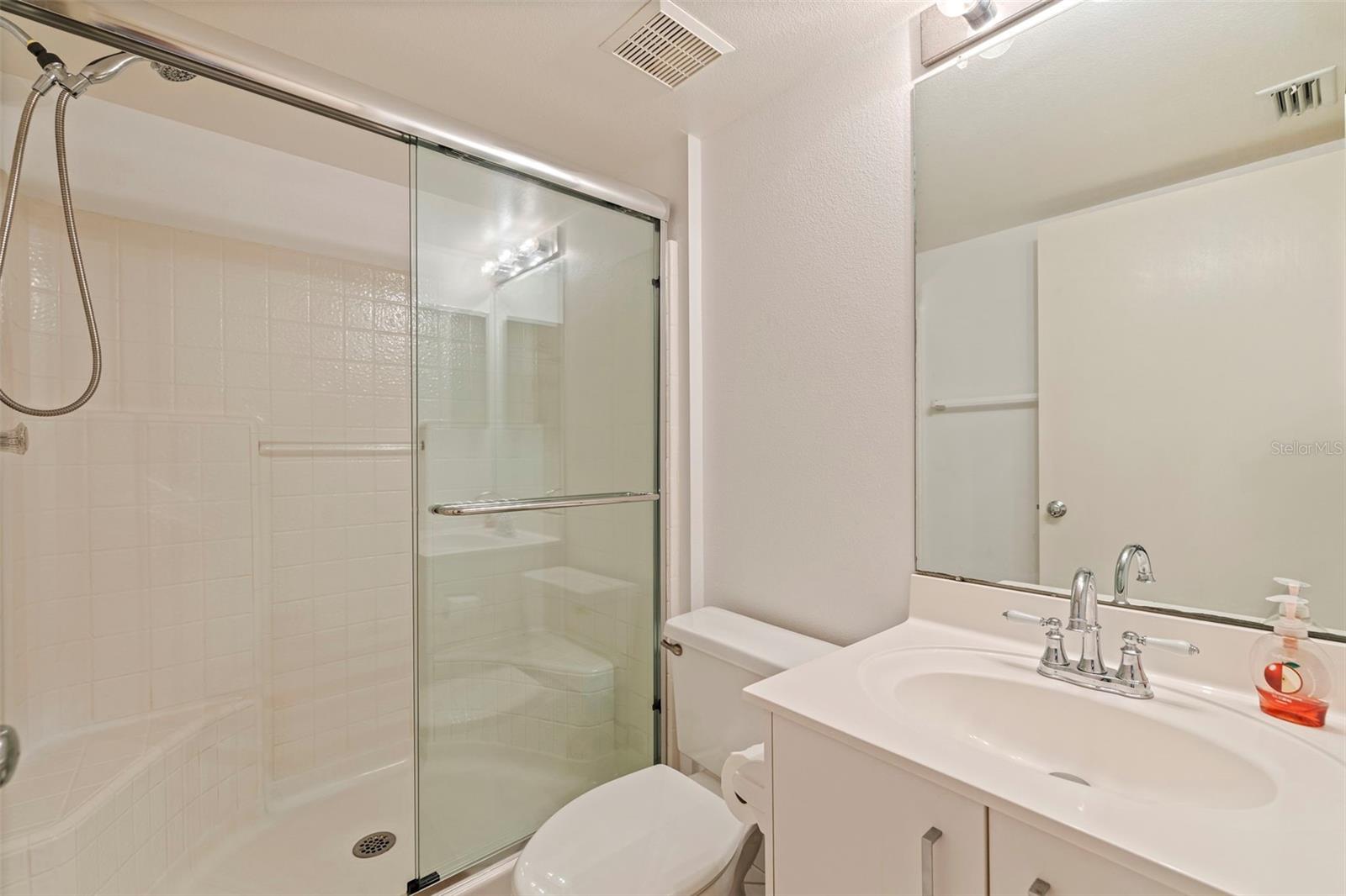6105 BAHIA DEL MAR CIR #683 — photo 17