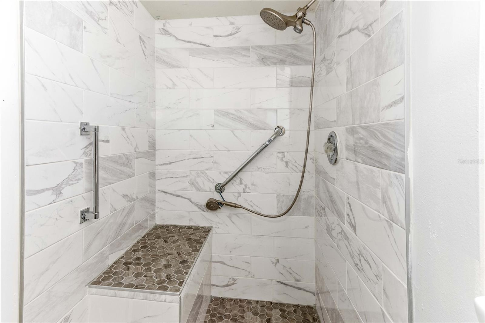 50 HARBOR VIEW LN #11 — photo 41