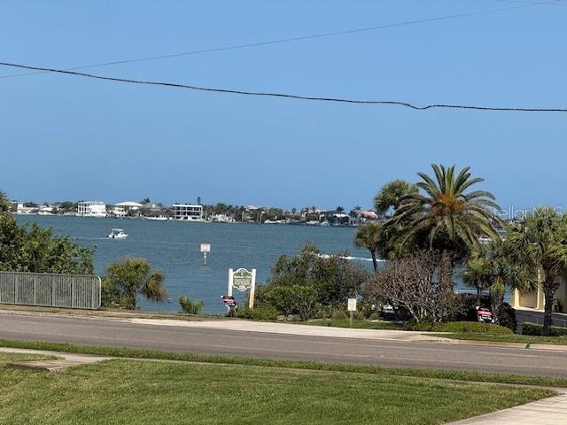 50 HARBOR VIEW LN #11 — photo 35