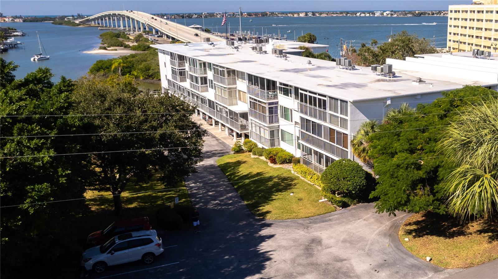 50 HARBOR VIEW LN #11 — photo 12
