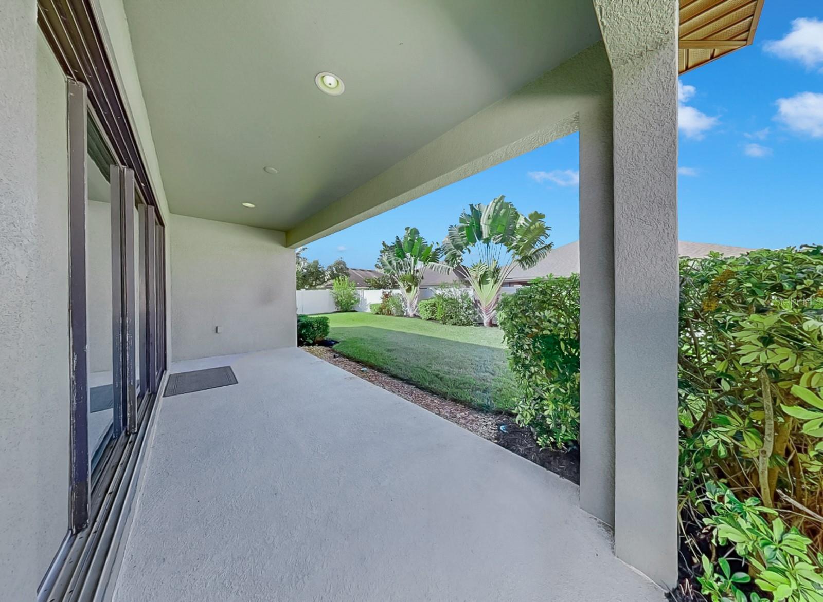 7109 SPINDLE TREE LN — photo 10
