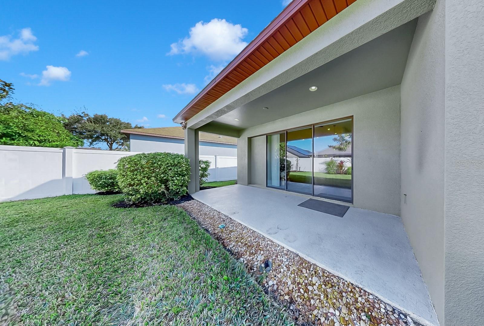 7109 SPINDLE TREE LN — photo 11