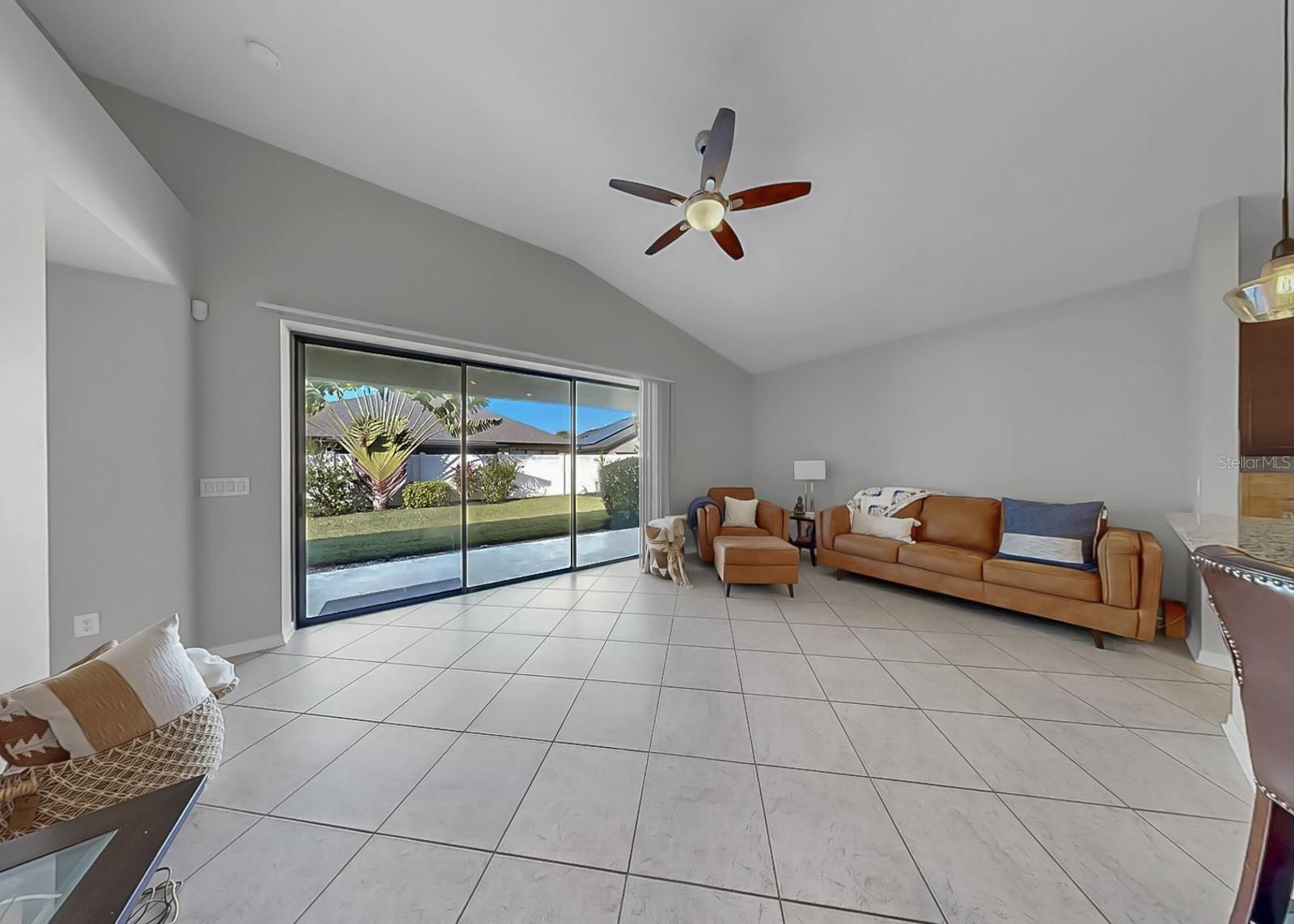 7109 SPINDLE TREE LN — photo 26