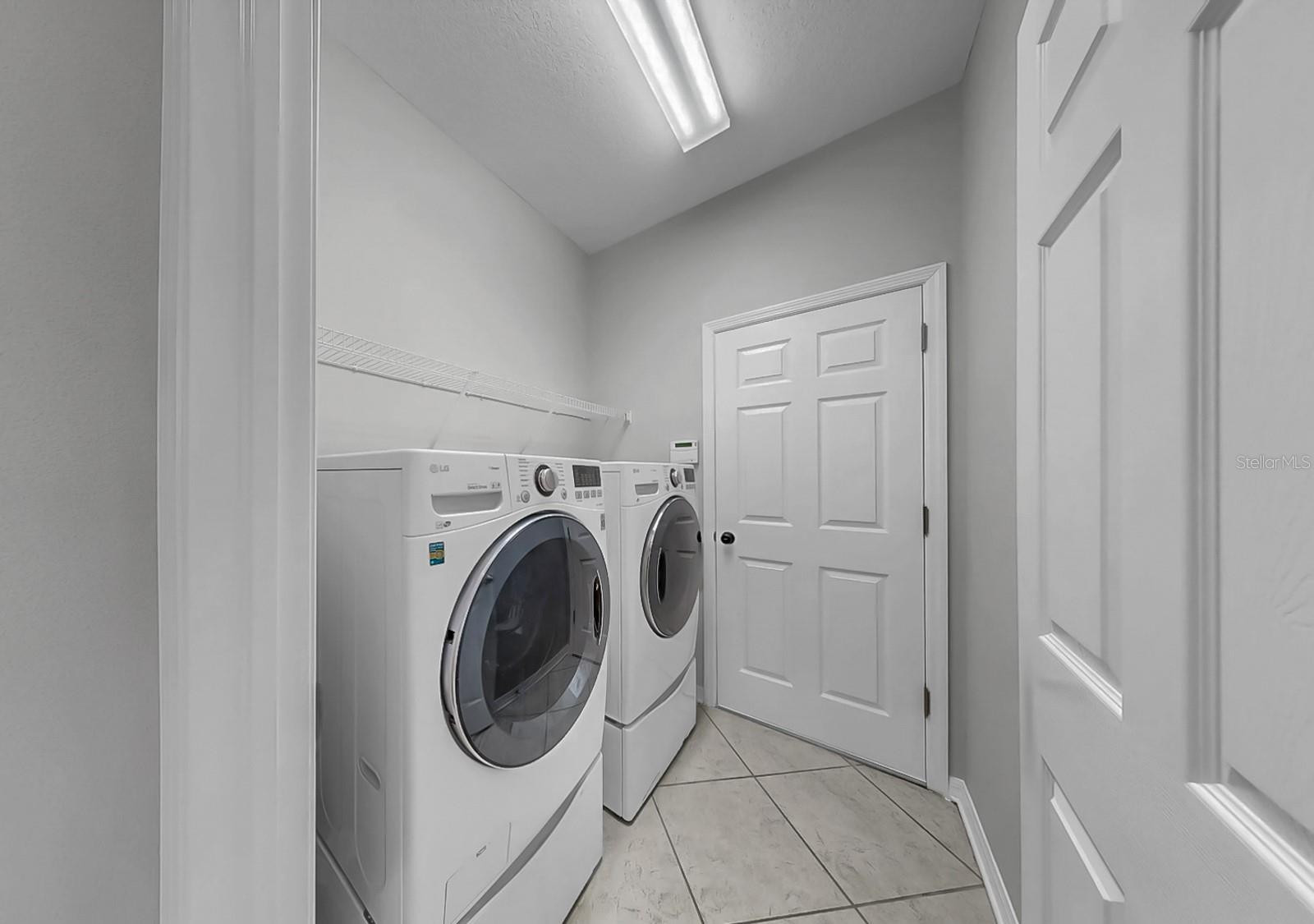7109 SPINDLE TREE LN — photo 18