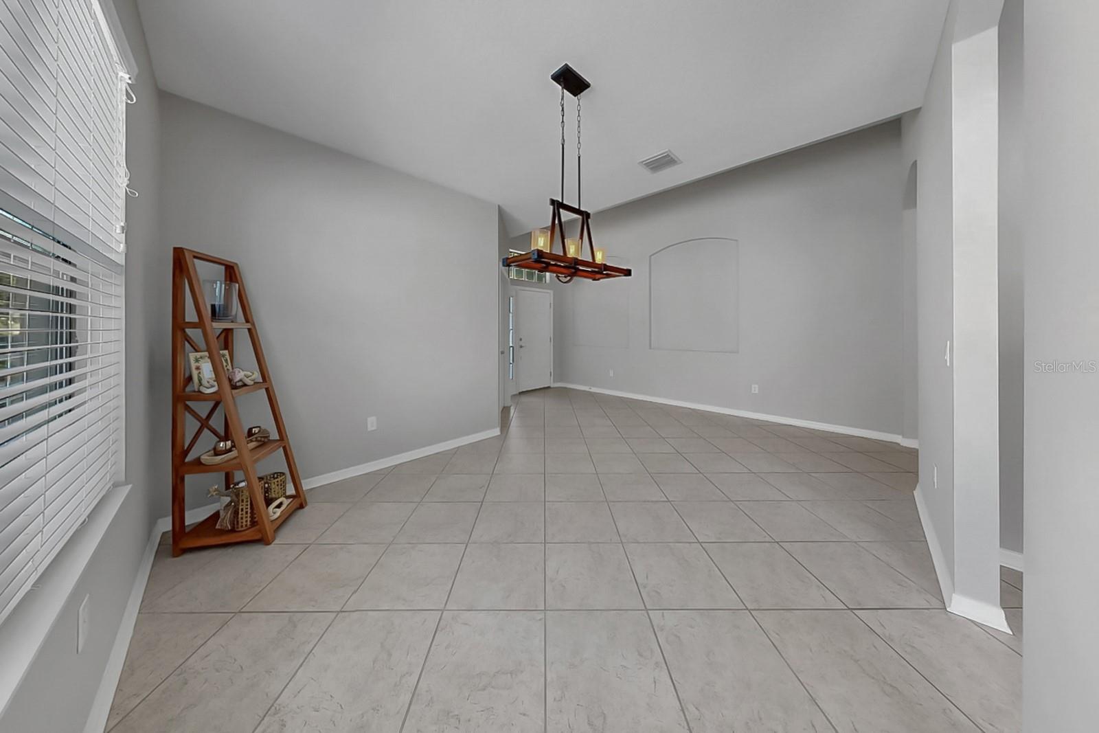 7109 SPINDLE TREE LN — photo 37