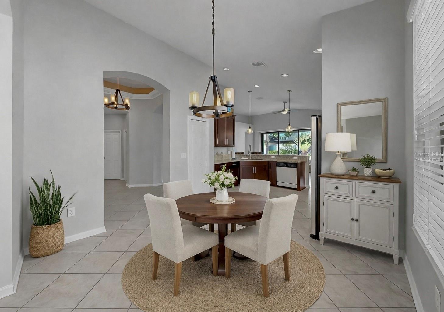 7109 SPINDLE TREE LN — photo 39