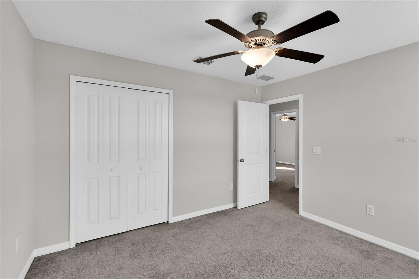 5204 WHITE CHICORY DR — photo 40
