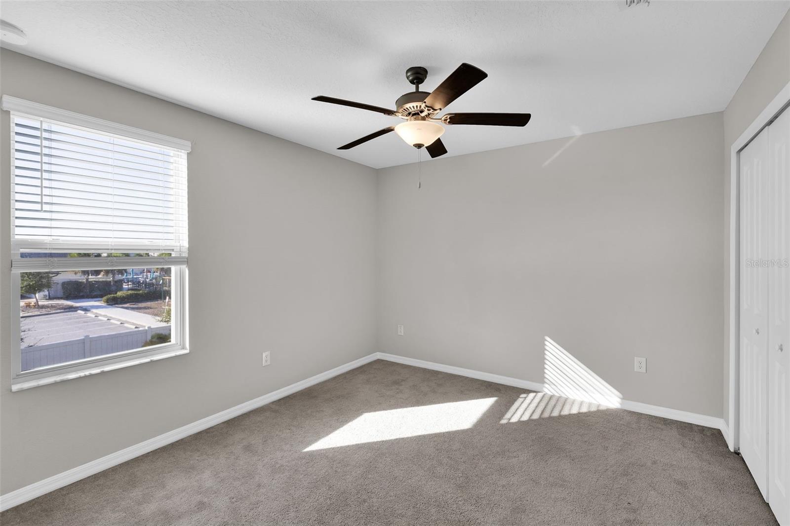 5204 WHITE CHICORY DR — photo 38