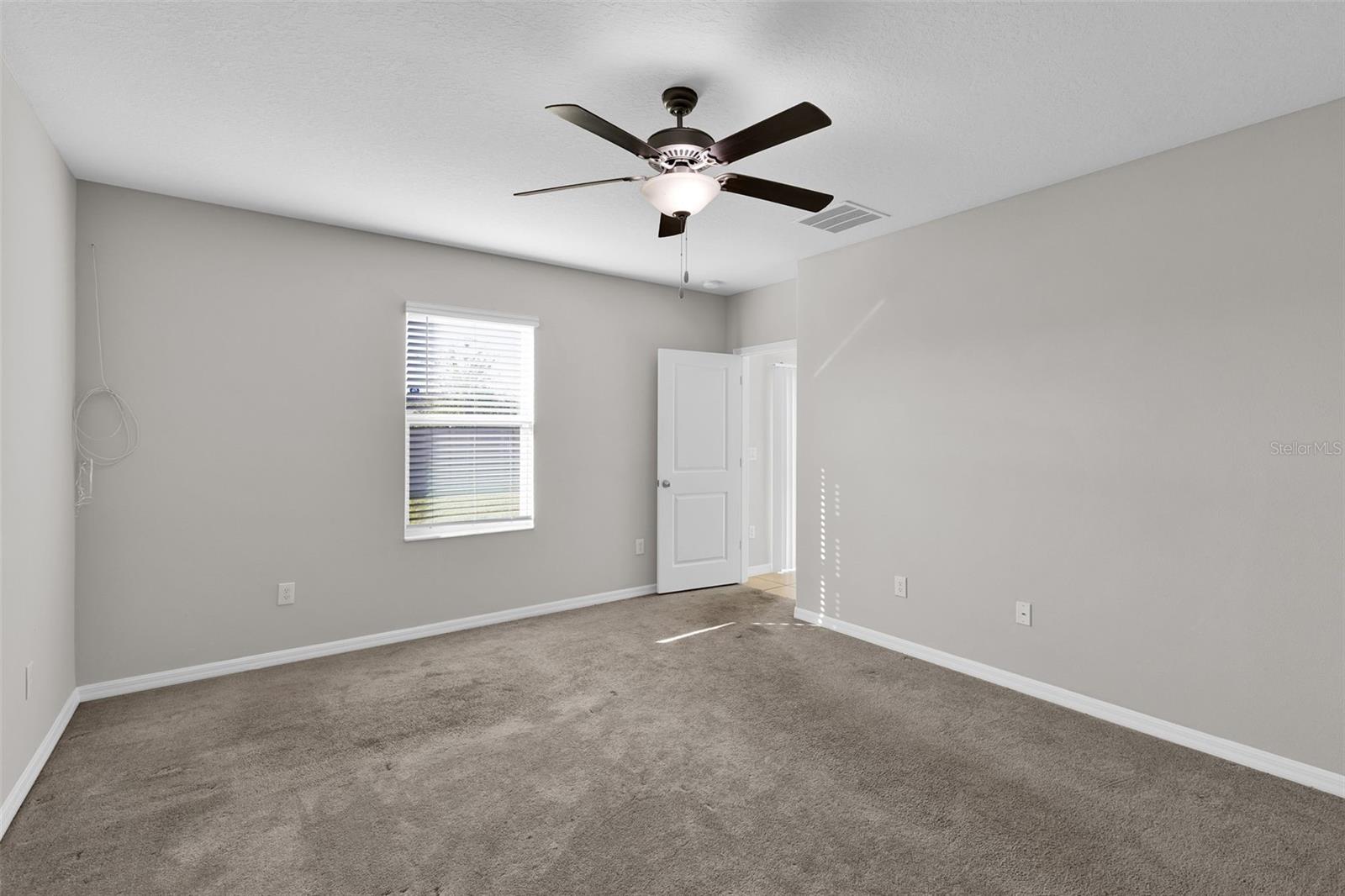 5204 WHITE CHICORY DR — photo 18