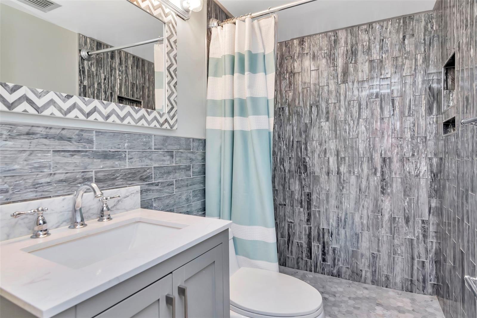 17580 GULF BLVD #403 — photo 19
