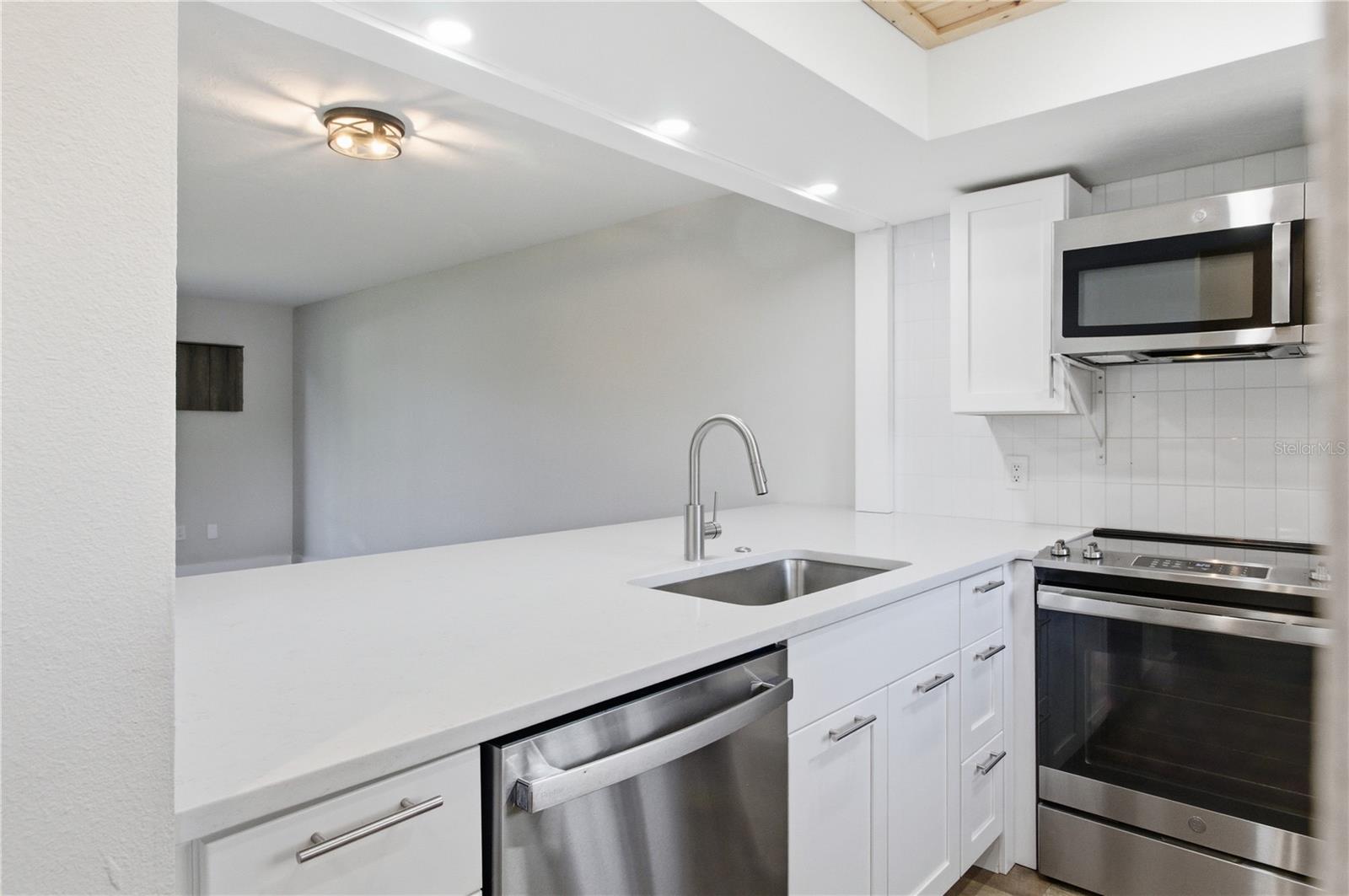 3500 BENEVA RD #307 — photo 5