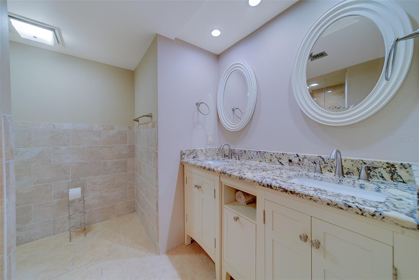 1480 GULF BLVD #201 — photo 38