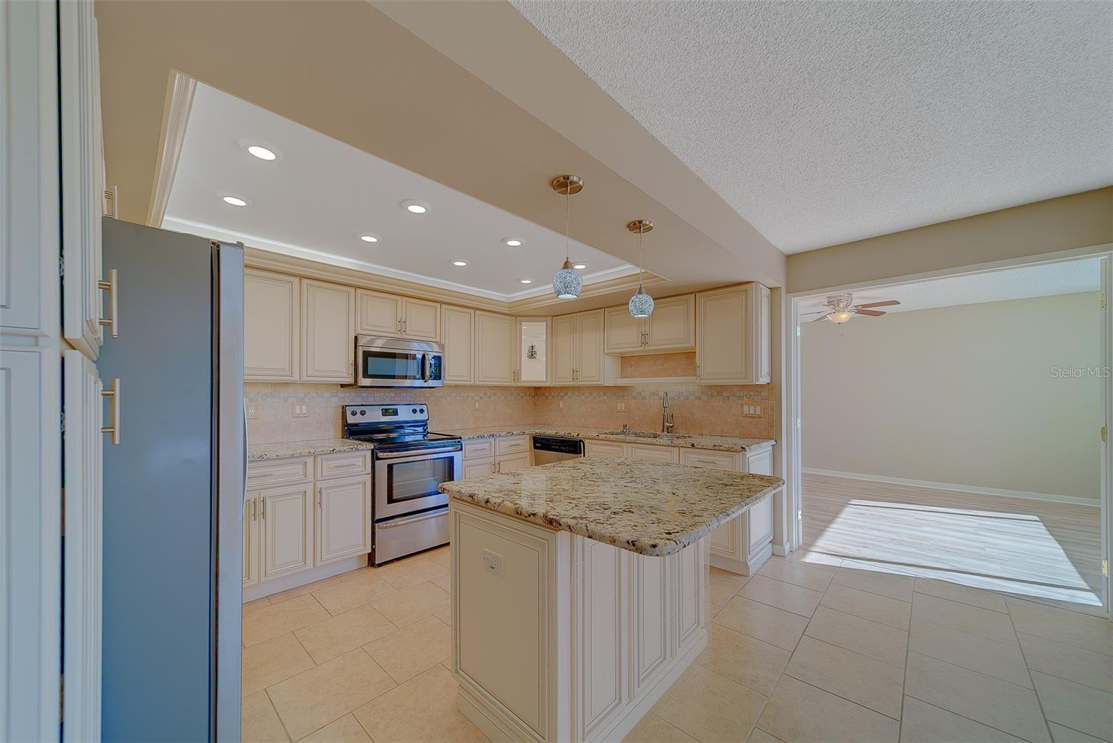 1480 GULF BLVD #201 — photo 18