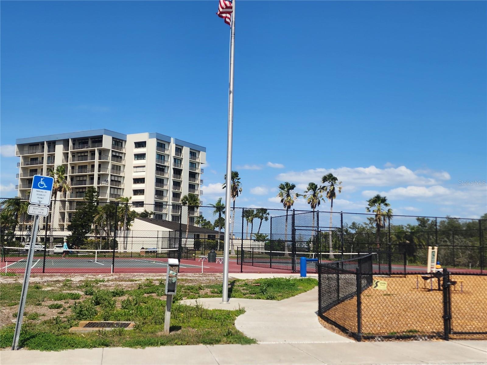 240 SAND KEY ESTATES DR #216 — photo 40