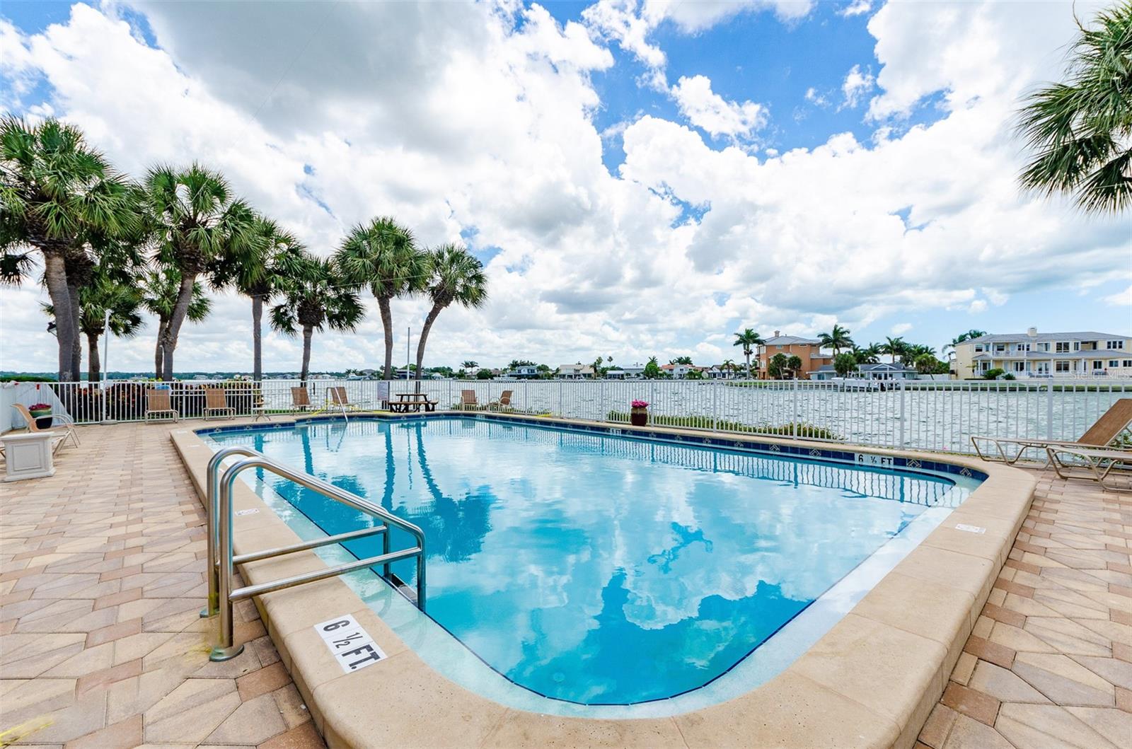 240 SAND KEY ESTATES DR #216 — photo 34