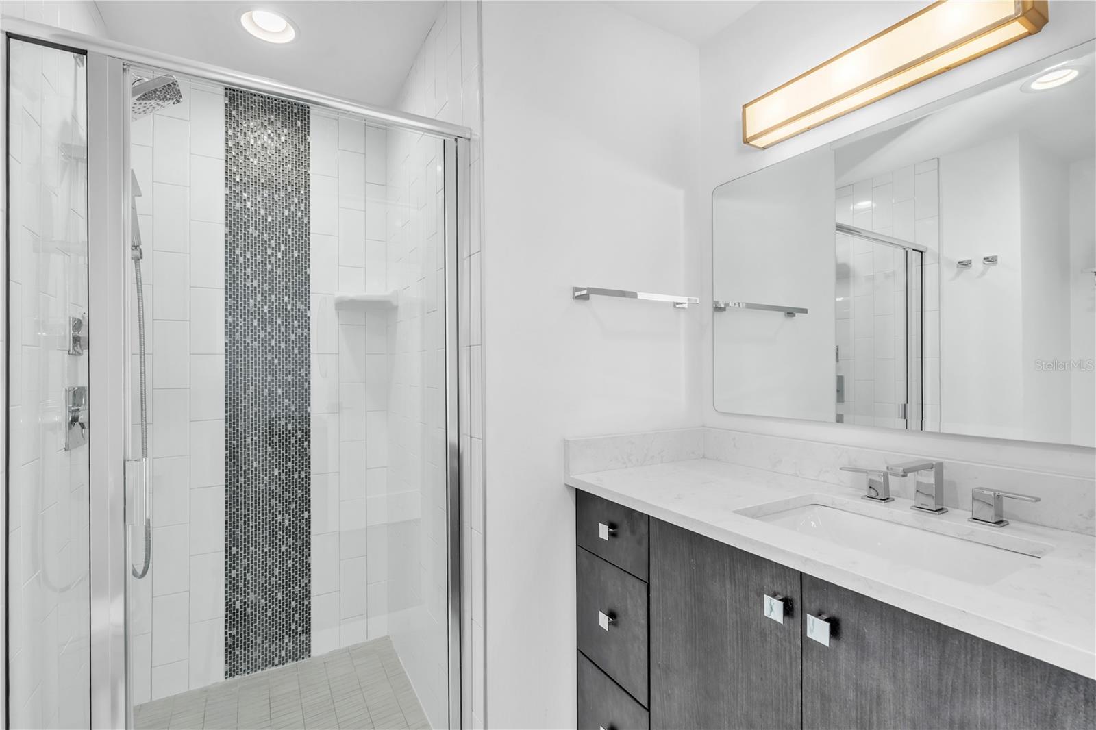 701 TYLER DR — photo 22