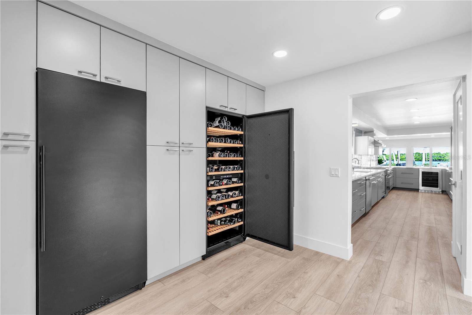 701 TYLER DR — photo 18