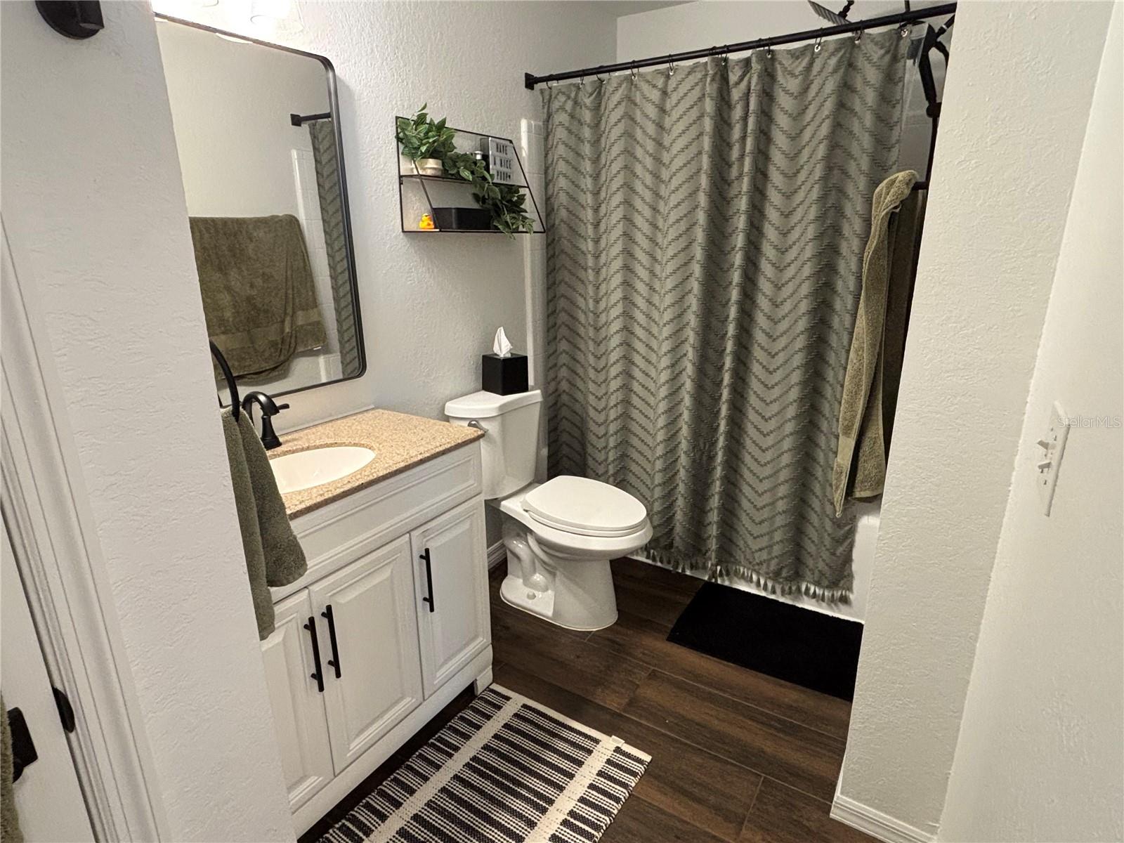 8809 MANOR LOOP #202 — photo 9