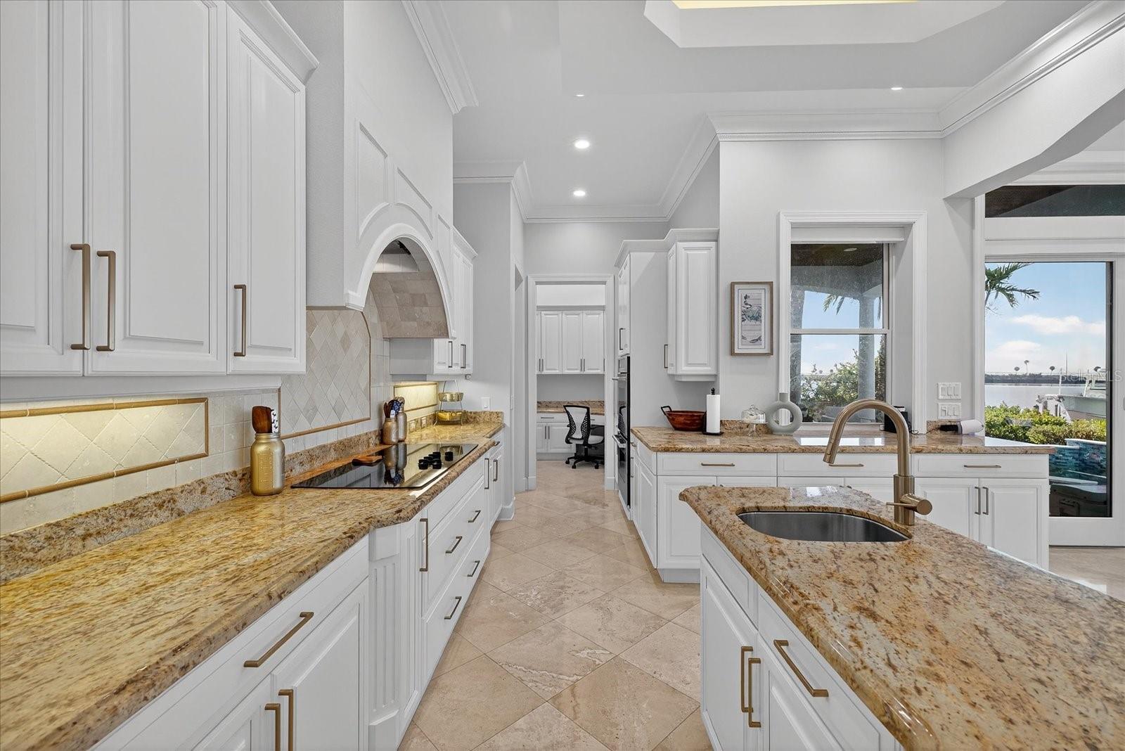 4102 CAUSEWAY VISTA DR — photo 39