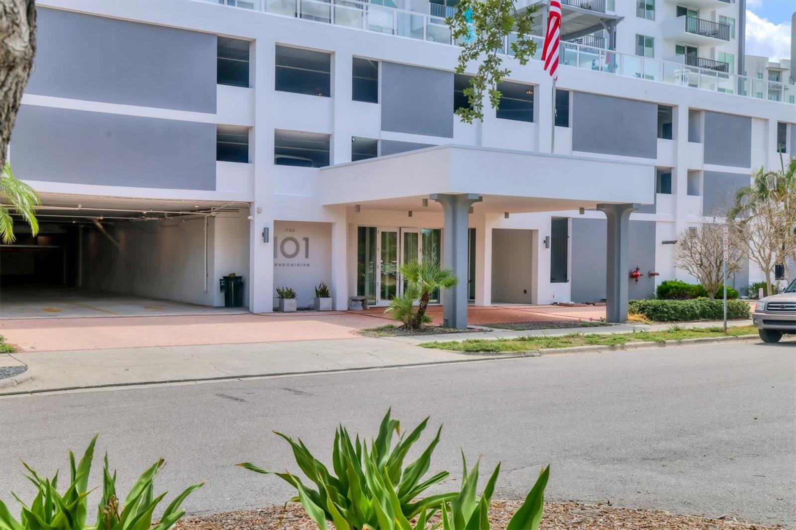 101 S GULFSTREAM AVE #15E — photo 42