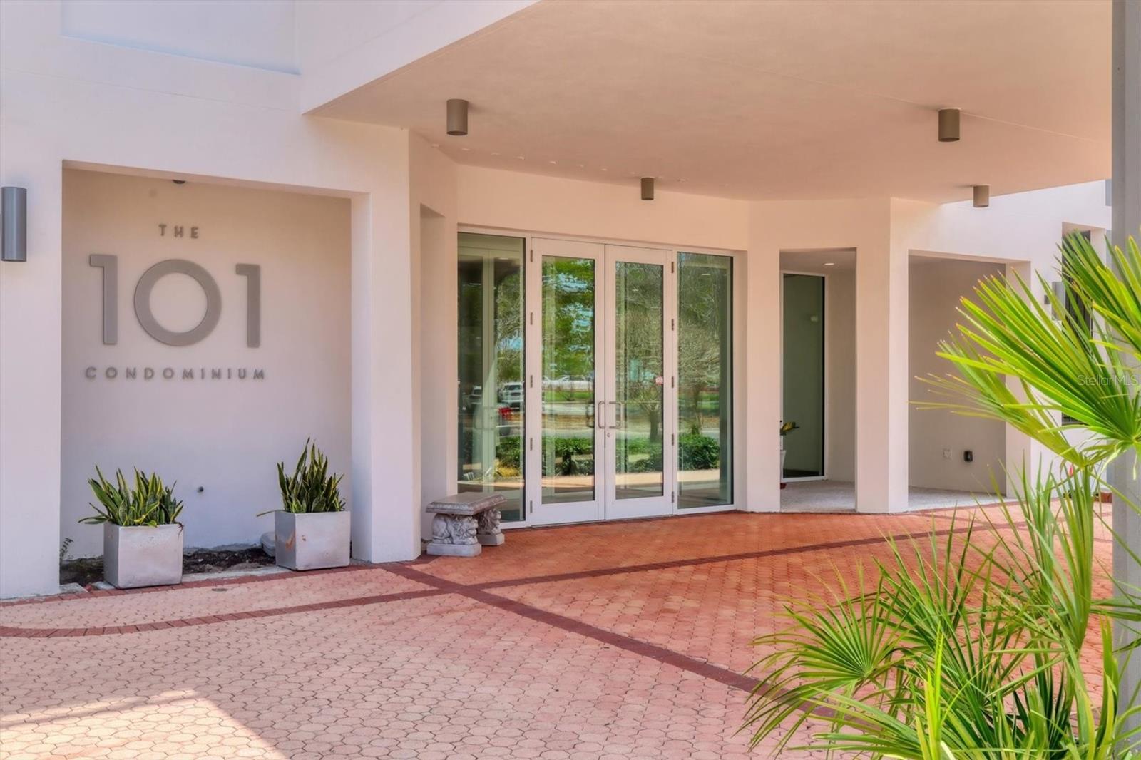 101 S GULFSTREAM AVE #15E — photo 35