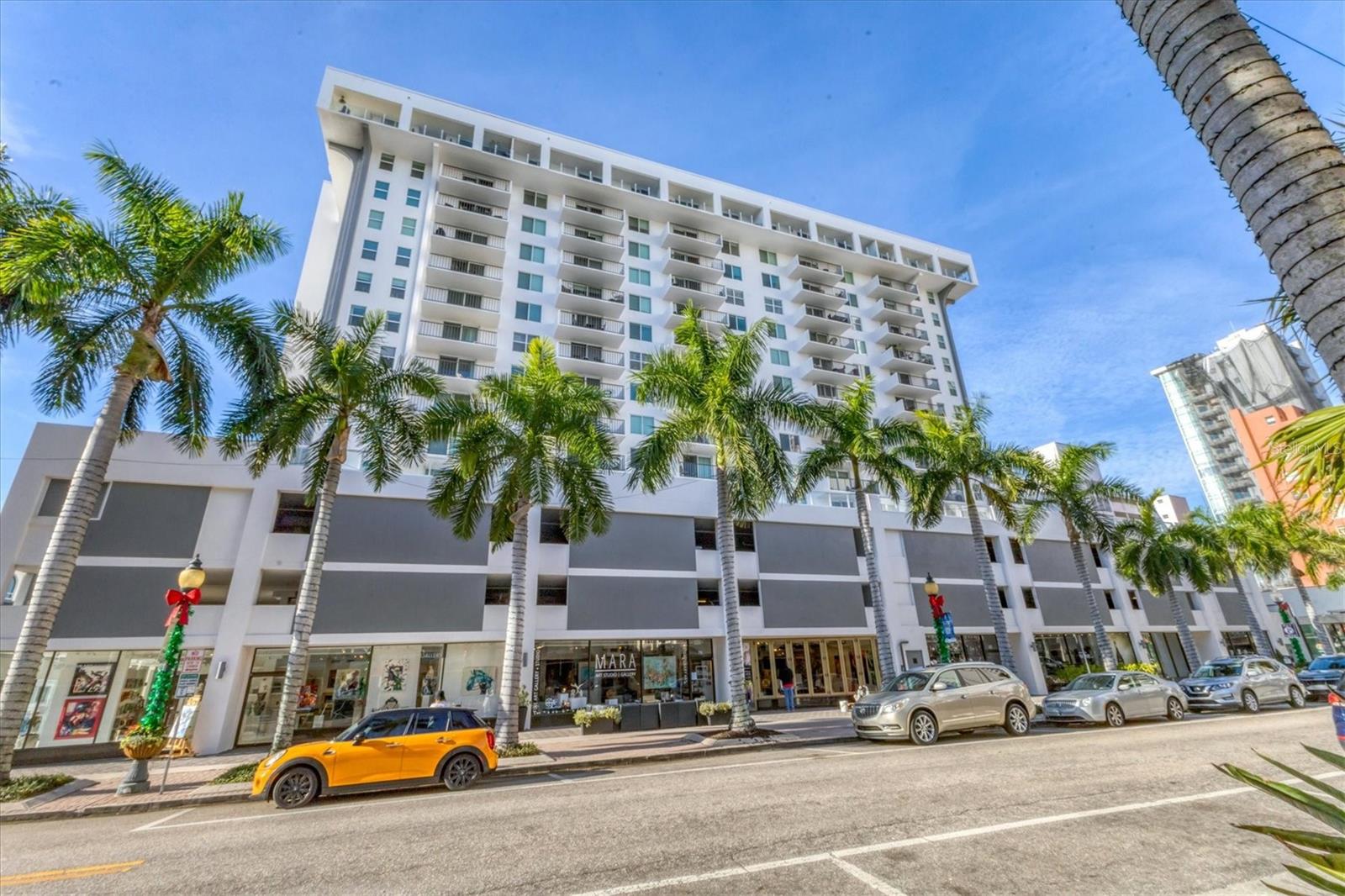 101 S GULFSTREAM AVE #15E — photo 40