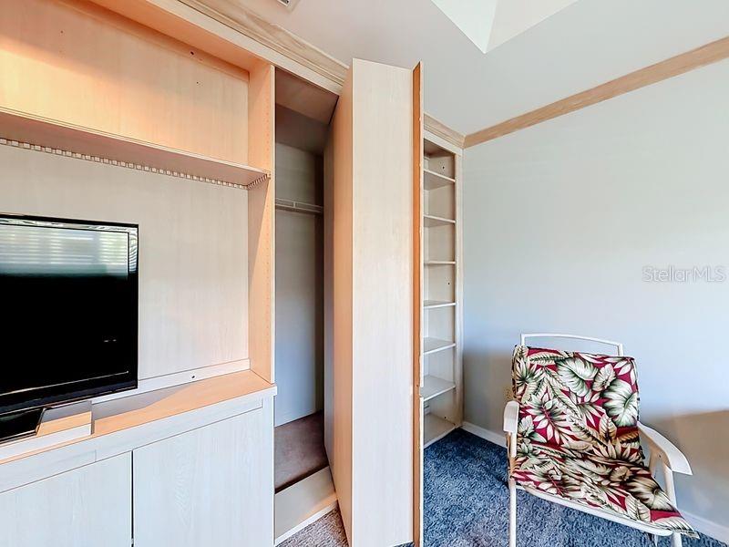 2210 UTOPIAN DR E #214 — photo 36