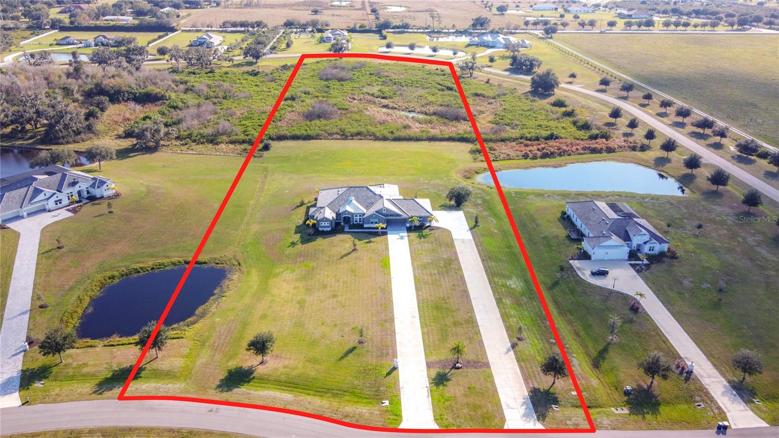 3586 RECURVE CIR — photo 2