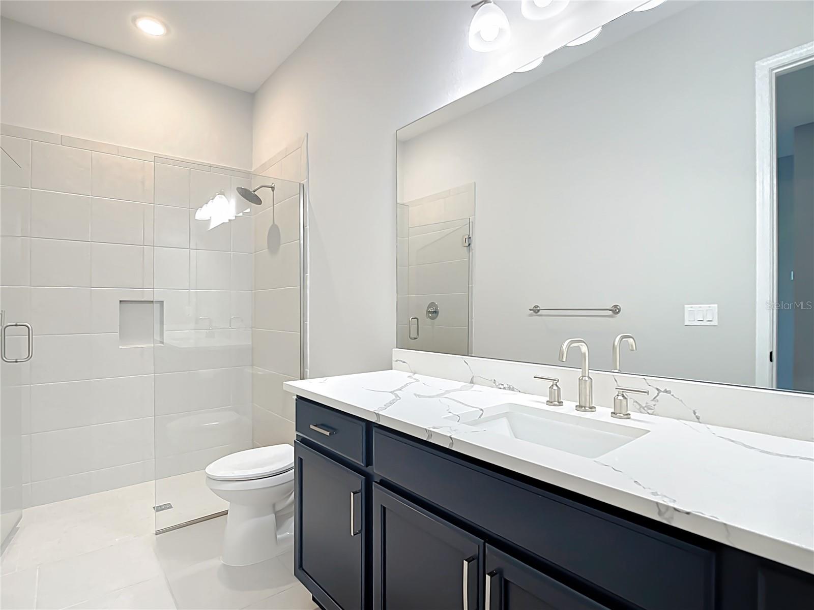 3586 RECURVE CIR — photo 41