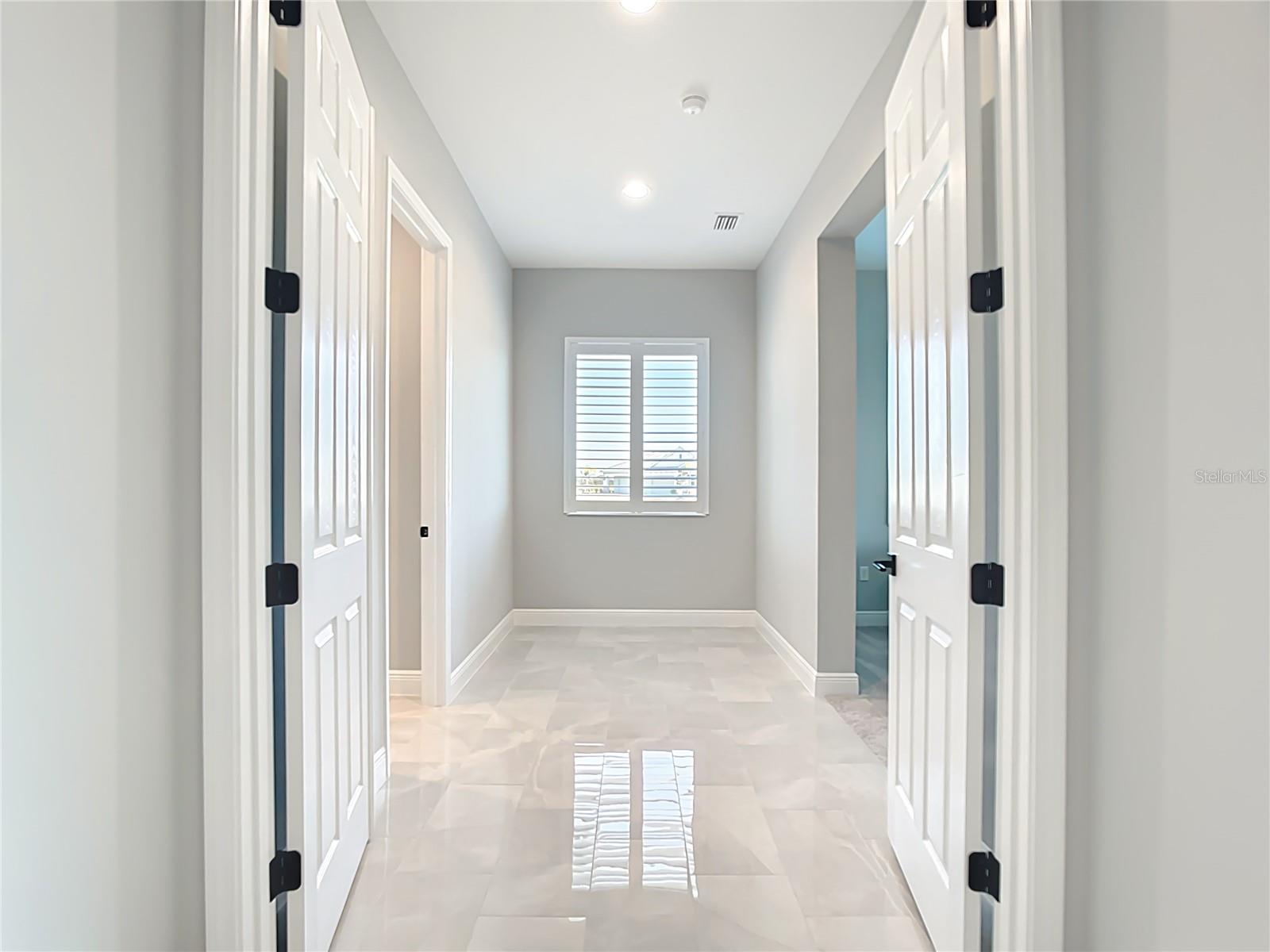 3586 RECURVE CIR — photo 23