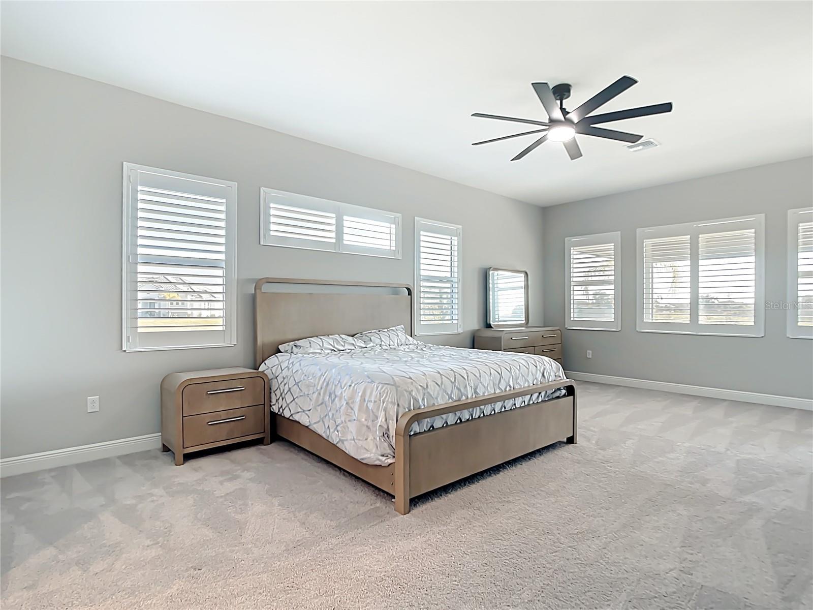 3586 RECURVE CIR — photo 24