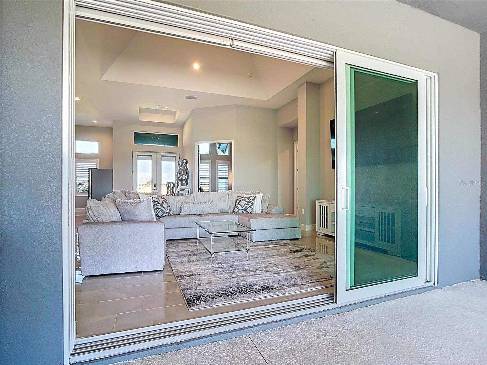 3586 RECURVE CIR — photo 50