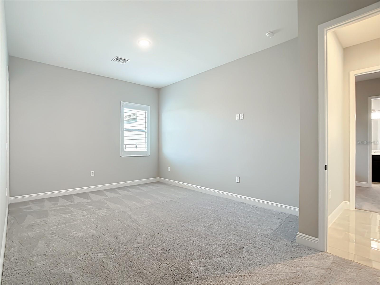 3586 RECURVE CIR — photo 42