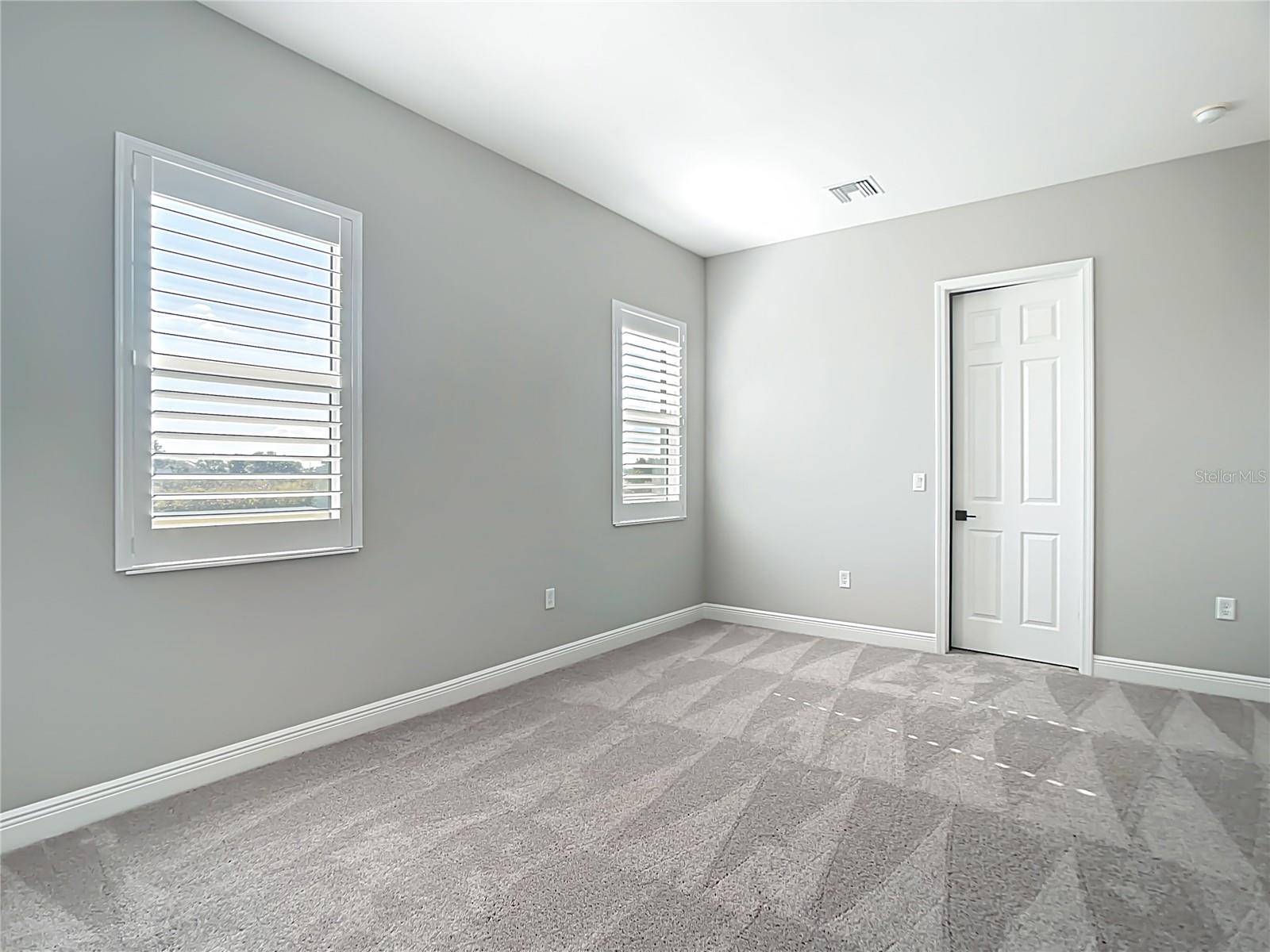 3586 RECURVE CIR — photo 44