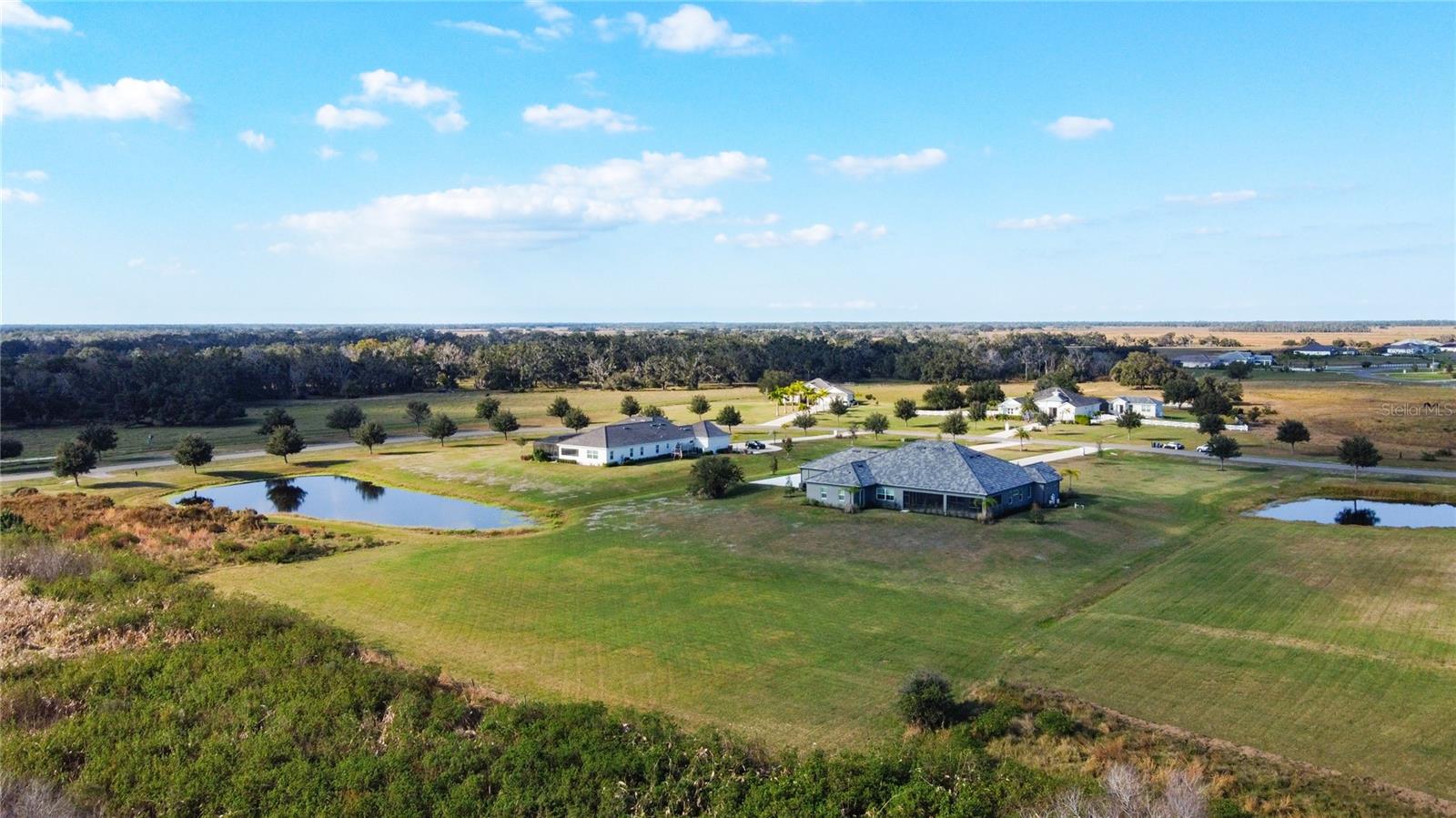 3586 RECURVE CIR — photo 58