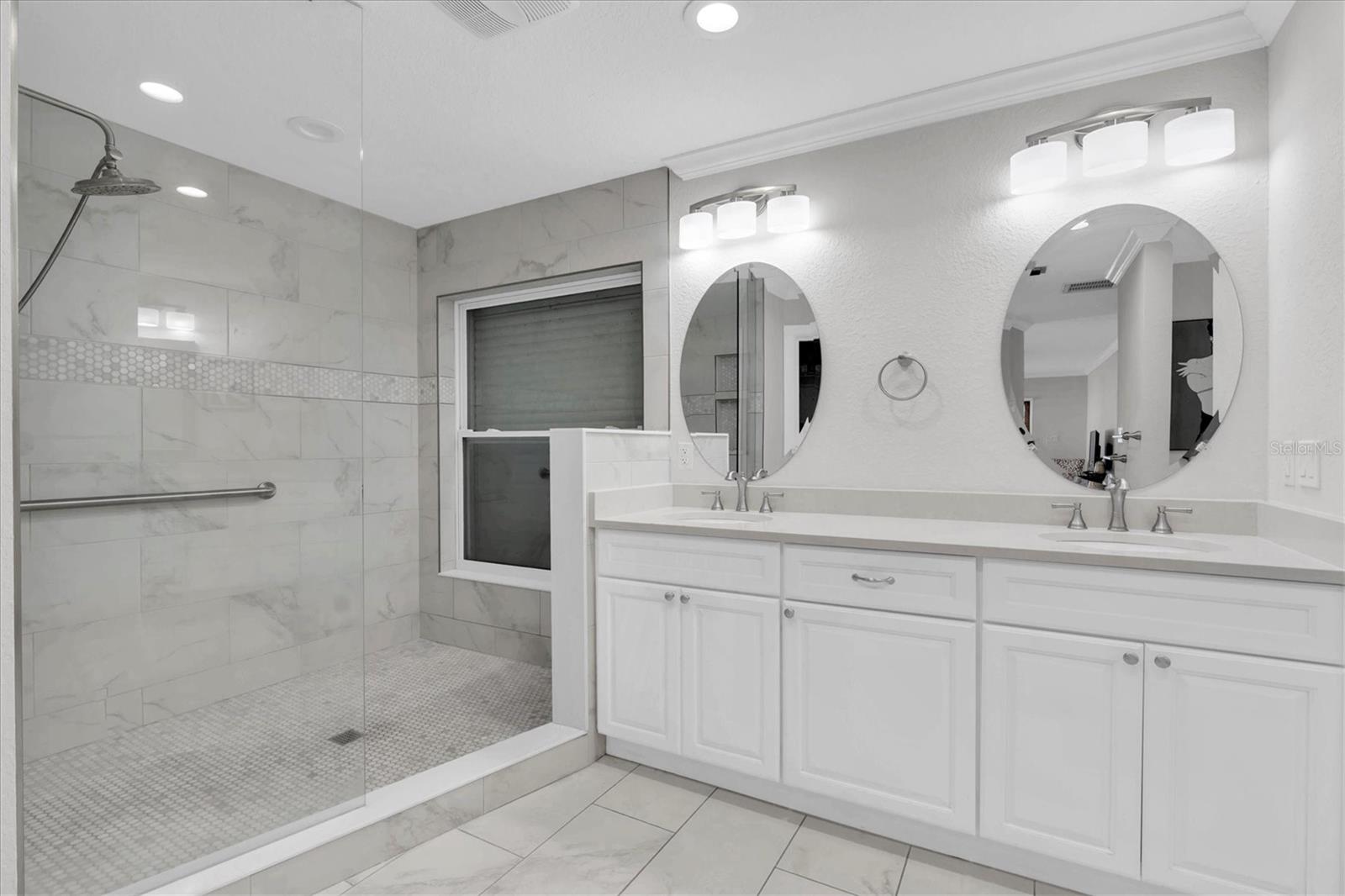 4935 62ND AVE S — photo 14