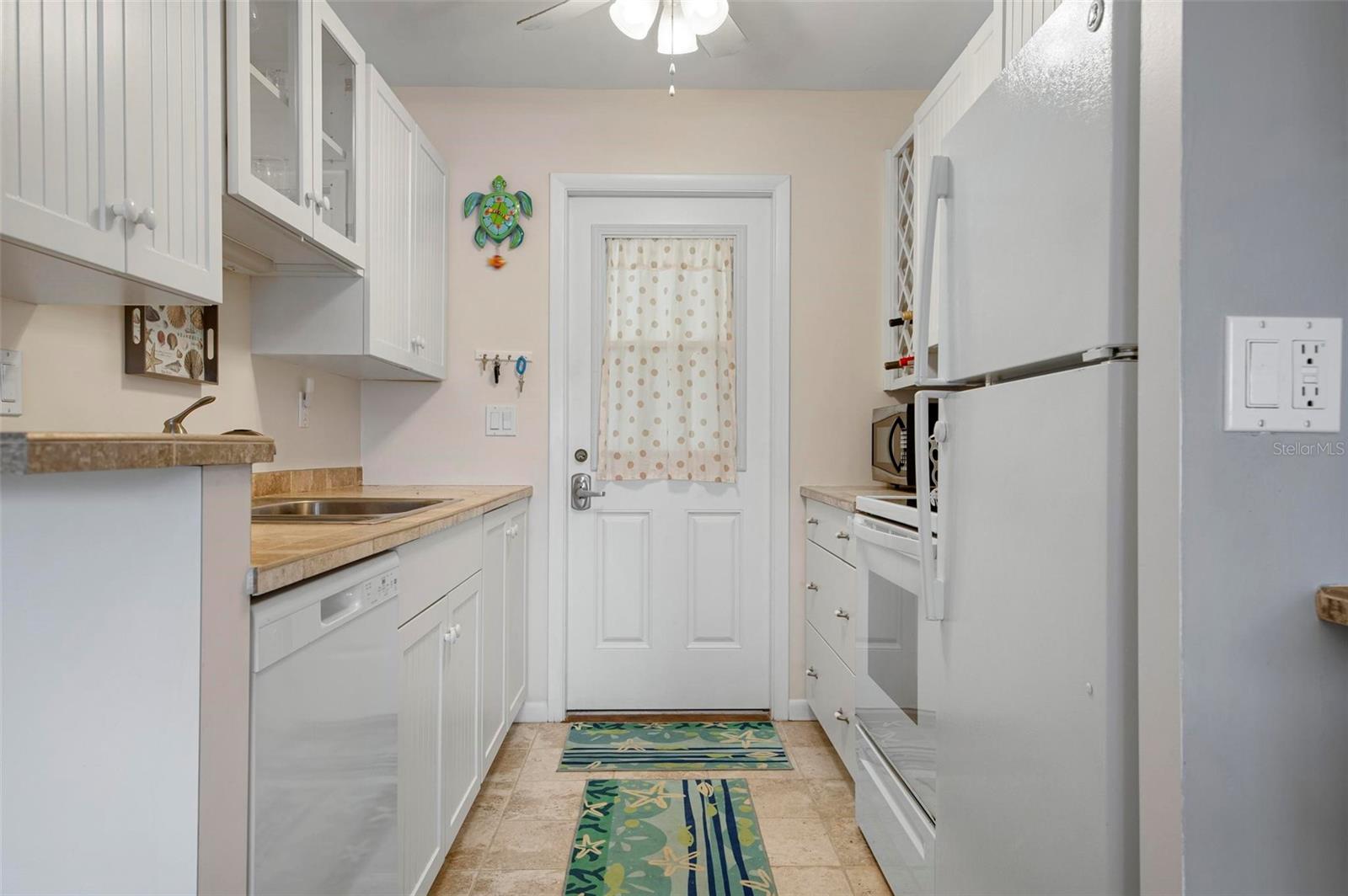 3808 GULF OF MEXICO DR #E205 — photo 2