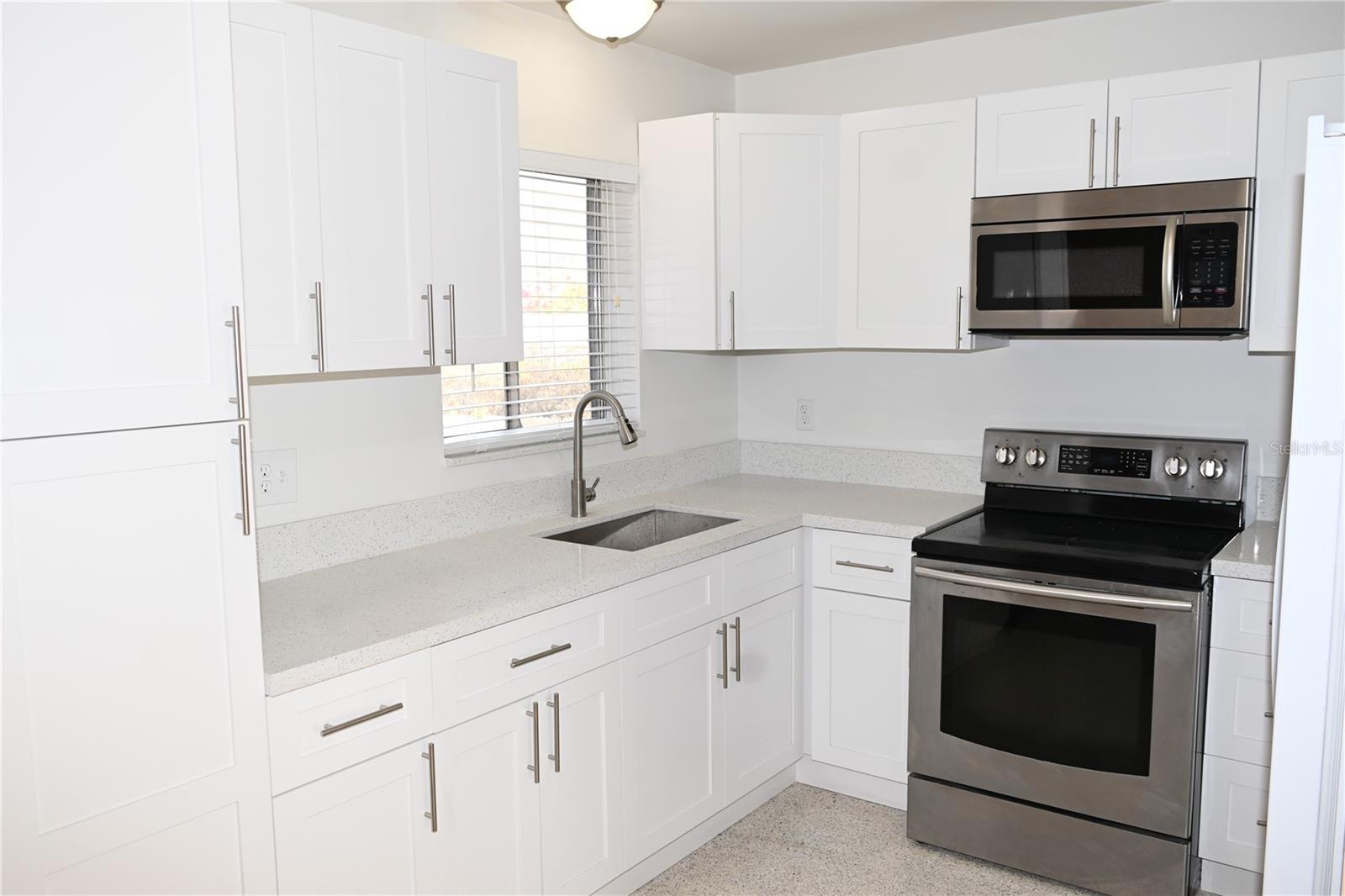 8298 FAY AVE — photo 3